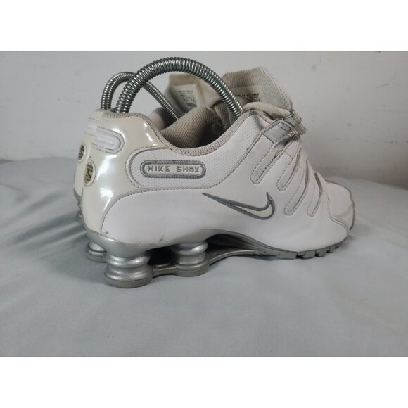 Nike Shox 366571-111 White Running Gym Shoes Women's Size US 8.5 - Picture 15 of 16
